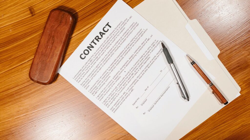The Raw Truth About FSBO Real Estate Contracts 1 Why Most Free Contract Templates Will Screw You Over